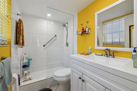 Купить кондоминиум в Дирфилд-Бич, Флорида 1 спальня, 69.68м2, № 1699155 - фото 18