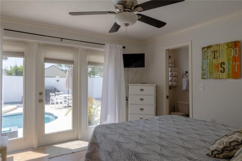 House in New Smyrna Beach, Florida 3 bedrooms, 144.74 sq.m. № 2214317 - photo 16