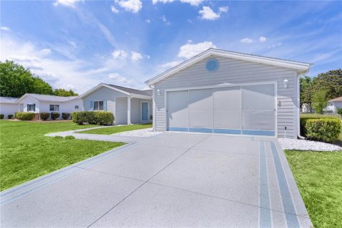 House in Summerfield, Florida 3 bedrooms, 155.8 sq.m. № 1665991 - photo 4