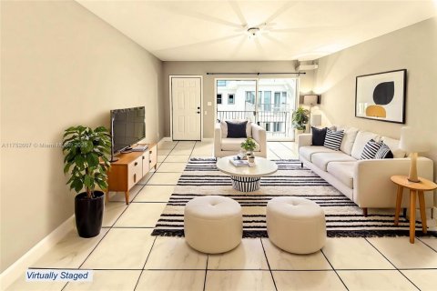 Condo in Bay Harbor Islands, Florida, 2 bedrooms  № 1863221 - photo 2