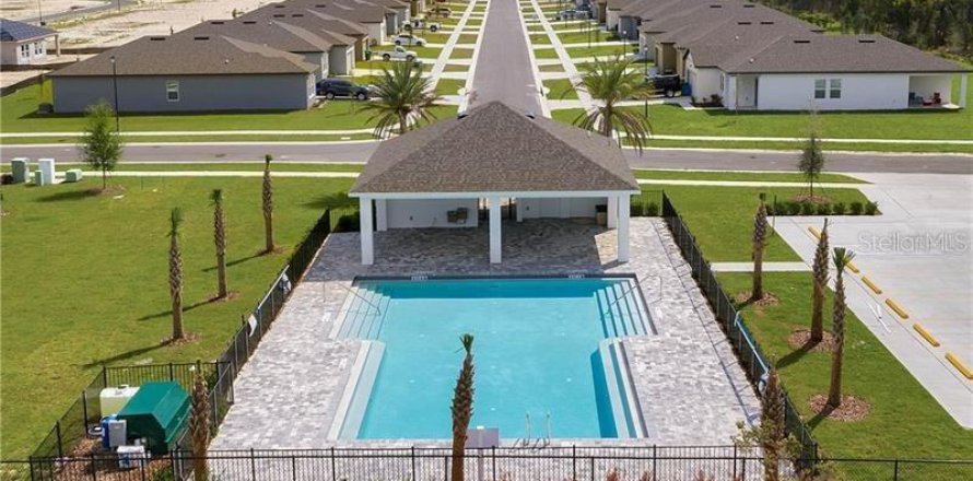 Casa en Deltona, Florida 3 dormitorios, 131.55 m2 № 1825317