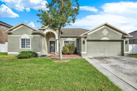 House in New Port Richey, Florida 4 bedrooms, 214.79 sq.m. № 2393932