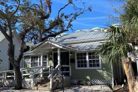 Propiedad comercial en alquiler en Sarasota, Florida, 141.68 m2 № 1552737 - foto 2