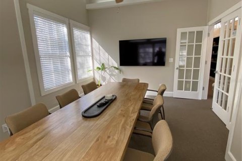 Propiedad comercial en alquiler en Sarasota, Florida, 141.68 m2 № 1552737 - foto 7