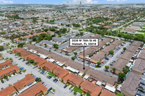 Condominio en venta en Hialeah, Florida, 3 dormitorios, 114.27 m2 № 2168075 - foto 24