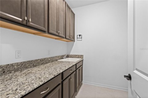 House in Bradenton, Florida 4 bedrooms, 261.15 sq.m. № 1774918 - photo 21