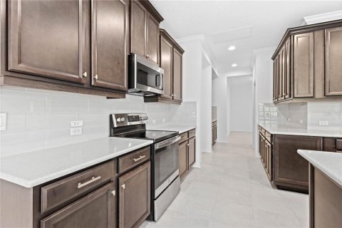 House in Bradenton, Florida 4 bedrooms, 261.15 sq.m. № 1774918 - photo 11