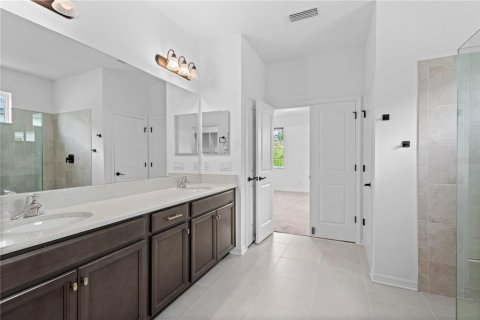 House in Bradenton, Florida 4 bedrooms, 261.15 sq.m. № 1774918 - photo 26