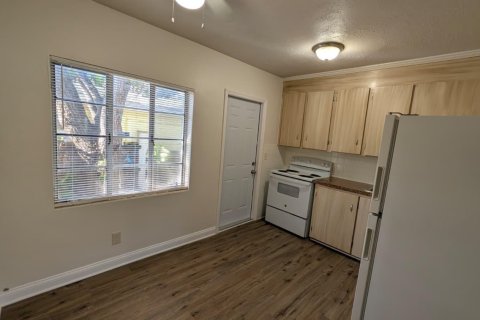Touwnhouse à louer à West Palm Beach, Floride: 1 chambre, 43.48 m2 № 2415791 - photo 8