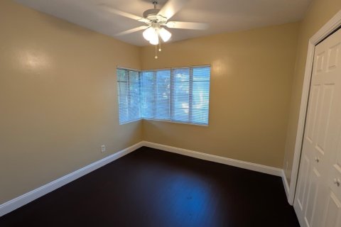 Touwnhouse à louer à West Palm Beach, Floride: 1 chambre, 43.48 m2 № 2415791 - photo 6