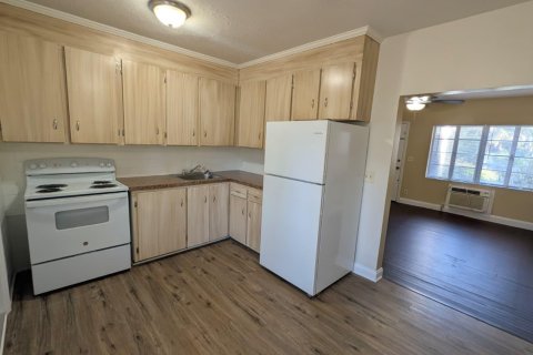 Touwnhouse à louer à West Palm Beach, Floride: 1 chambre, 43.48 m2 № 2415791 - photo 9