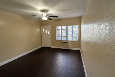 Touwnhouse à louer à West Palm Beach, Floride: 1 chambre, 43.48 m2 № 2415791 - photo 11