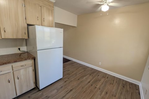 Touwnhouse à louer à West Palm Beach, Floride: 1 chambre, 43.48 m2 № 2415791 - photo 7