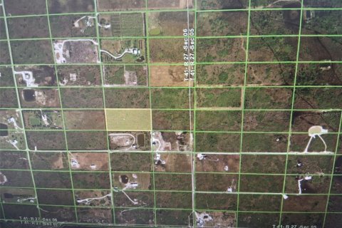 Land in Punta Gorda, Florida № 1525239 - photo 1