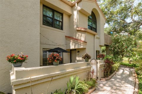 Condominio en Safety Harbor, Florida, 2 dormitorios  № 2148164