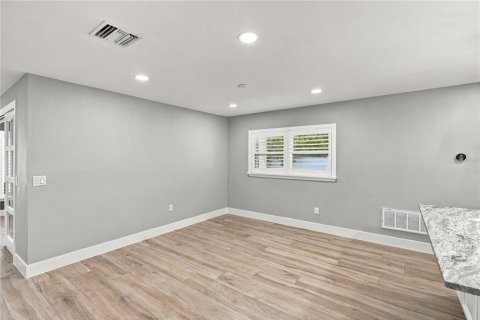 Casa en venta en Tampa, Florida, 3 dormitorios, 189.71 m2 № 2377603 - foto 24