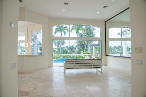 Villa ou maison à louer à Palm Beach Gardens, Floride: 3 chambres, 304.16 m2 № 2384968 - photo 3