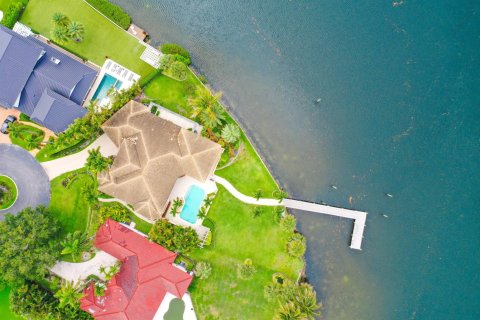 Villa ou maison à louer à Palm Beach Gardens, Floride: 3 chambres, 304.16 m2 № 2384968 - photo 2