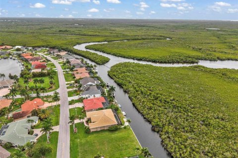 Terrain à vendre à Punta Gorda, Floride № 2213621 - photo 7