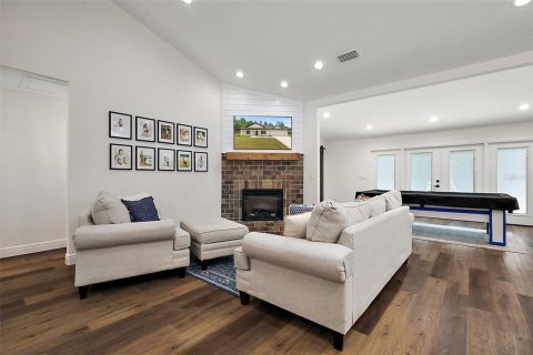 Casa en venta en Wildwood, Florida, 3 dormitorios, 173.26 m2 № 2305984 - foto 12
