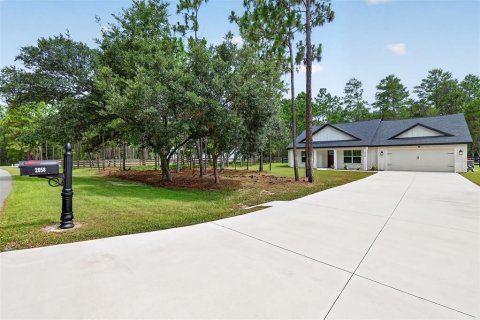 Casa en Wildwood, Florida 3 dormitorios, 173.26 m2 № 2305984