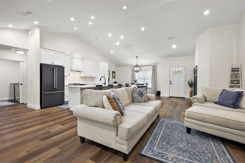 Casa en venta en Wildwood, Florida, 3 dormitorios, 173.26 m2 № 2305984 - foto 15