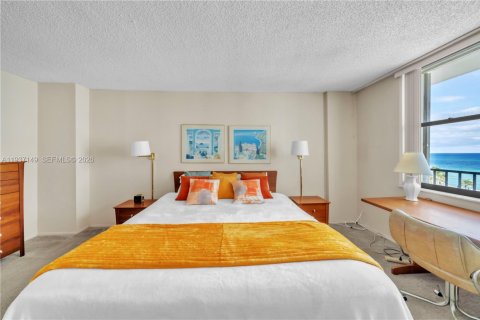 Copropriété à vendre à Hollywood, Floride: 1 chambre, 92.9 m2 № 1995012 - photo 14