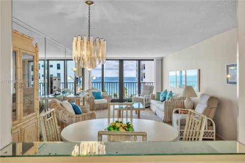 Copropriété à vendre à Hollywood, Floride: 1 chambre, 92.9 m2 № 1995012 - photo 10