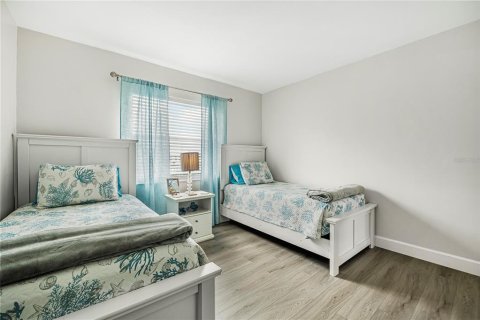 Condo in Daytona Beach, Florida, 2 bedrooms  № 2157934 - photo 17