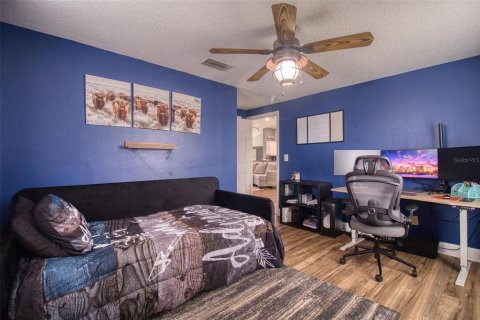 House in Holiday, Florida 3 bedrooms, 204.11 sq.m. № 2285404 - photo 17