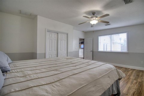House in Holiday, Florida 3 bedrooms, 204.11 sq.m. № 2285404 - photo 21