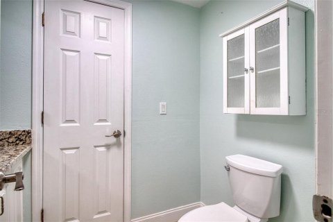 House in Holiday, Florida 3 bedrooms, 204.11 sq.m. № 2285404 - photo 25