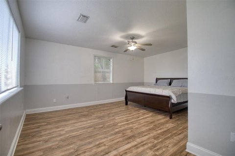 House in Holiday, Florida 3 bedrooms, 204.11 sq.m. № 2285404 - photo 20