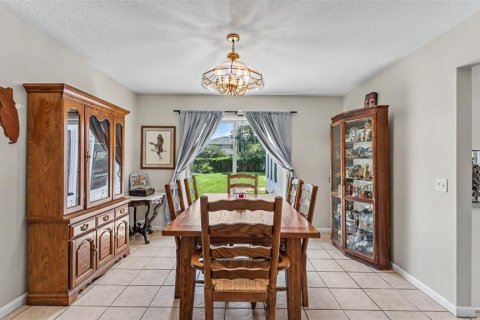 House in Lakeland, Florida 4 bedrooms, 288.28 sq.m. № 2231930 - photo 10