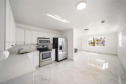 Casa en Tamarac, Florida 2 dormitorios, 93.65 m2 № 2090101