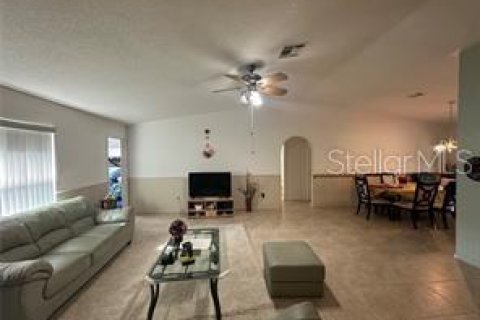 Villa ou maison à louer à Kissimmee, Floride: 4 chambres, 159.7 m2 № 2099290 - photo 9