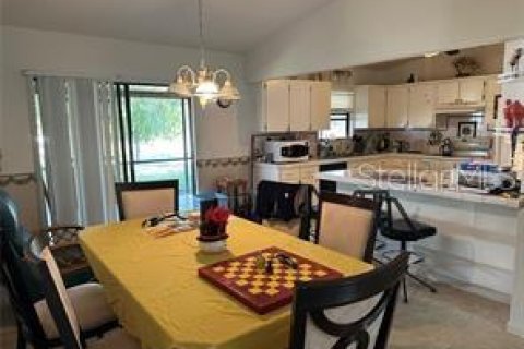 Villa ou maison à louer à Kissimmee, Floride: 4 chambres, 159.7 m2 № 2099290 - photo 14