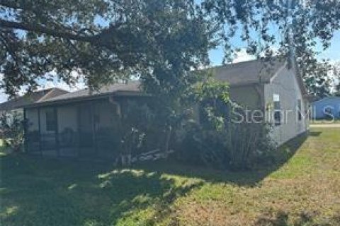 Villa ou maison à louer à Kissimmee, Floride: 4 chambres, 159.7 m2 № 2099290 - photo 6
