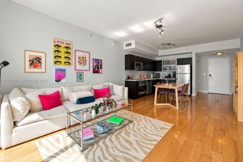 Copropriété à vendre à Miami, Floride: 1 chambre, 78.6 m2 № 2411233 - photo 7