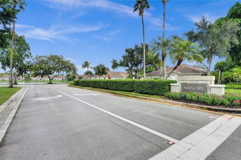 Townhouse in Miramar, Florida 2 bedrooms, 95.69 sq.m. № 1998543 - photo 30