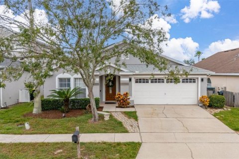 House in Davenport, Florida 4 bedrooms, 177.26 sq.m. № 1914318 - photo 1