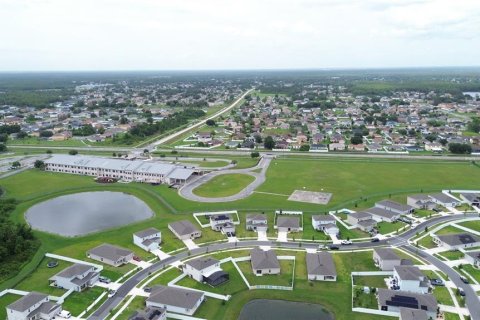 Casa en alquiler en Kissimmee, Florida, 4 dormitorios, 194.26 m2 № 1827803 - foto 2