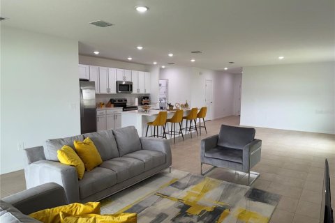 Casa en alquiler en Kissimmee, Florida, 4 dormitorios, 194.26 m2 № 1827803 - foto 11