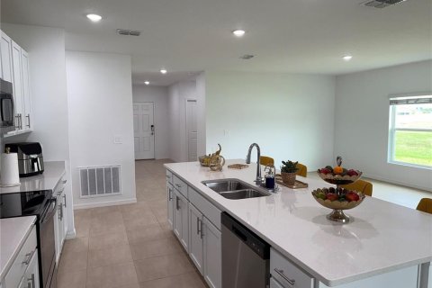 Casa en alquiler en Kissimmee, Florida, 4 dormitorios, 194.26 m2 № 1827803 - foto 6