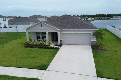 Casa en alquiler en Kissimmee, Florida, 4 dormitorios, 194.26 m2 № 1827803 - foto 1