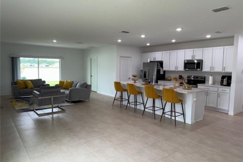 Casa en alquiler en Kissimmee, Florida, 4 dormitorios, 194.26 m2 № 1827803 - foto 3