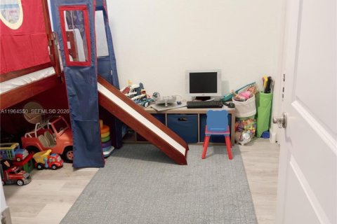 Townhouse in Homestead, Florida 3 bedrooms, 138.24 sq.m. № 2026177 - photo 16