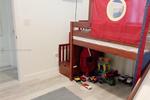 Townhouse in Homestead, Florida 3 bedrooms, 138.24 sq.m. № 2026177 - photo 17