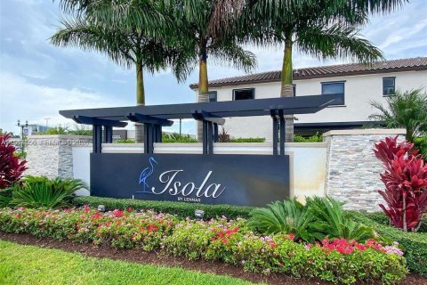 Townhouse in Homestead, Florida 3 bedrooms, 138.24 sq.m. № 2026177 - photo 29