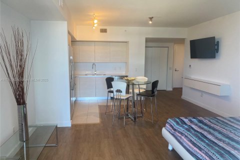 Copropriété à vendre à Miami, Floride: 45.34 m2 № 1705555 - photo 7